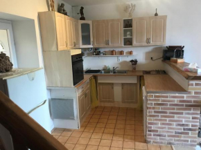 Hotels in Moutiers-Sur-Le-Lay